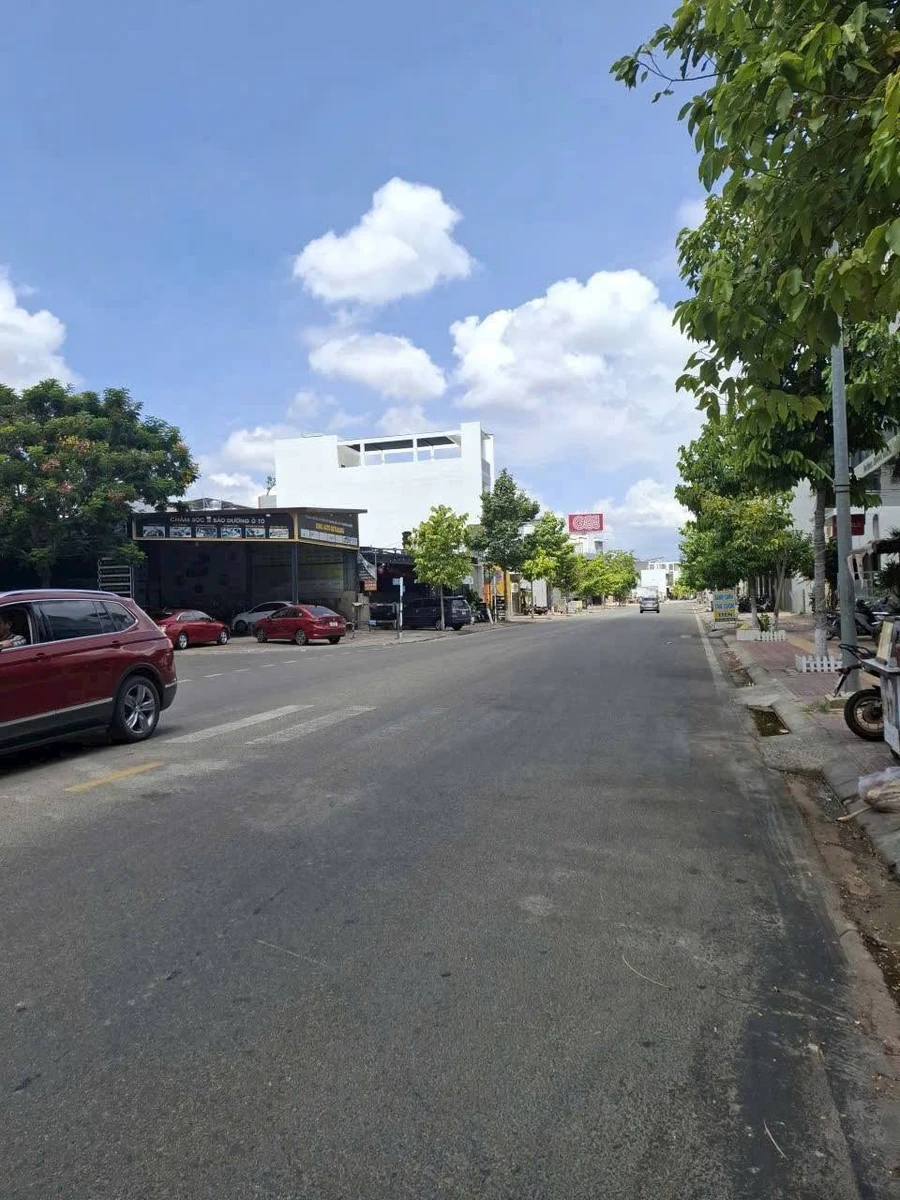 Bán nhà 4 tầng 95m² mặt tiền Cao Bá Quát, Ninh Thuận 8 tỷ 5 - Ảnh thu nhỏ 3