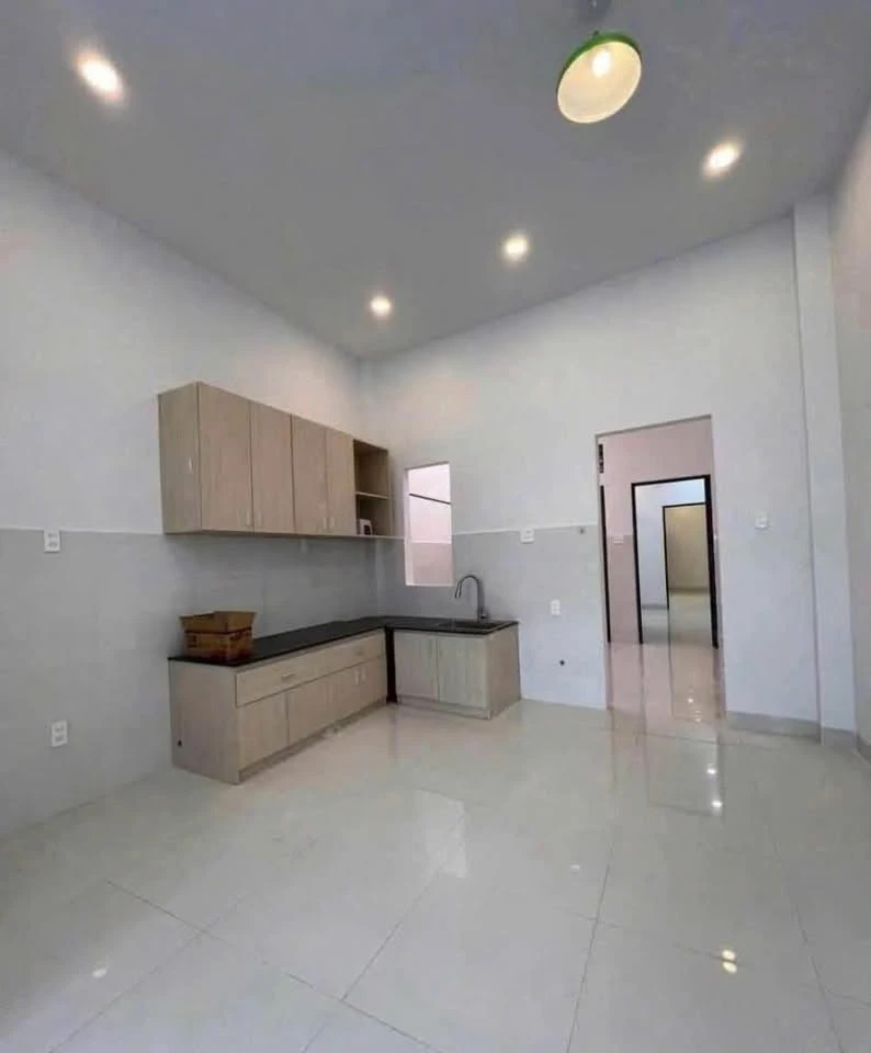 Bán nhà cấp 4 bê tông 108m² Phan Thiết - Ảnh thu nhỏ 4