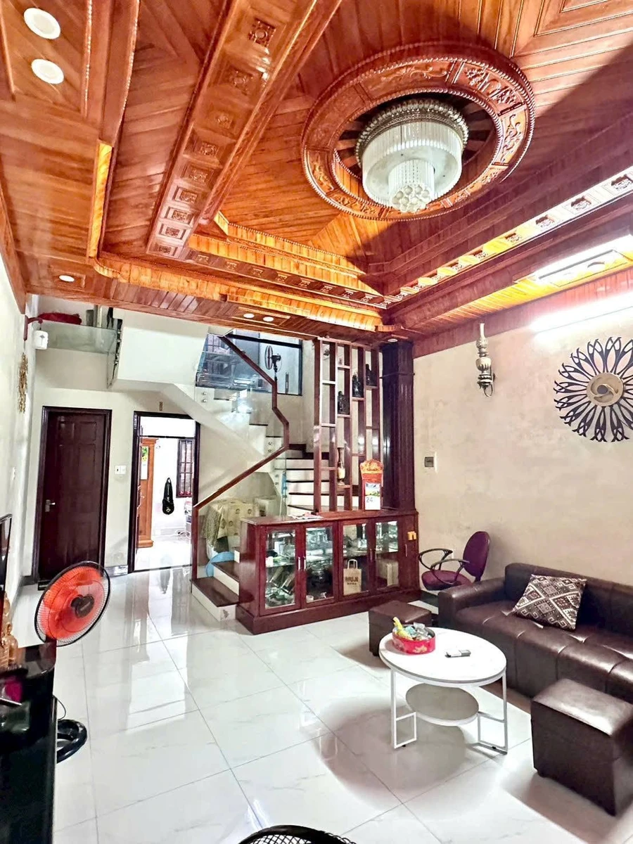Bán nhà 3 tầng kiệt ô tô 91,6m² gần An Đông Villa Huế - 2,75 tỷ - Ảnh 1