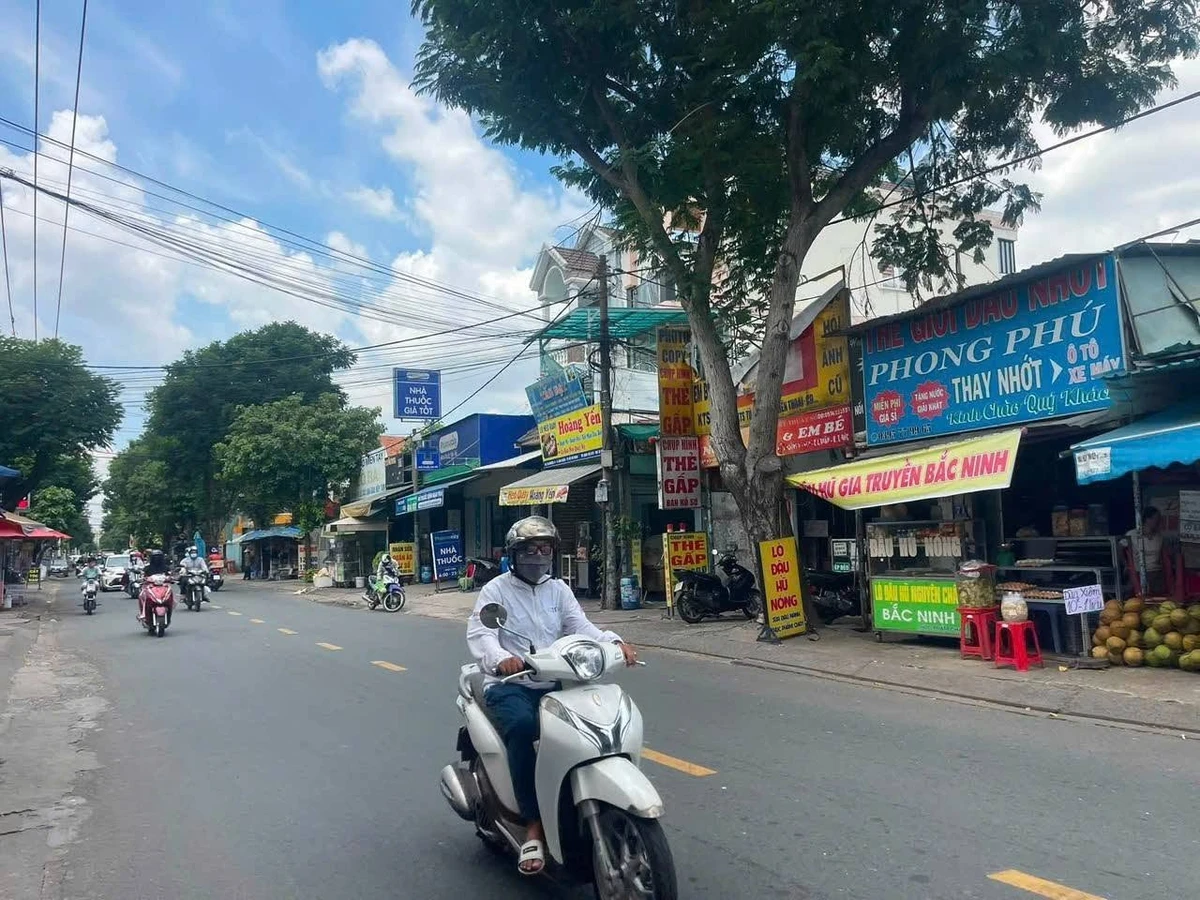 Bán nhà 1 trệt 1 lầu mặt tiền Đường 11, Linh Xuân, 127m2 - Ảnh thu nhỏ 2