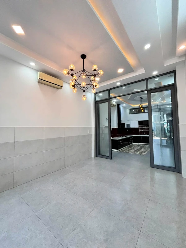 Cho thuê nhà 5PN 4WC An Dương Vương, Bình Tân, 100m²
