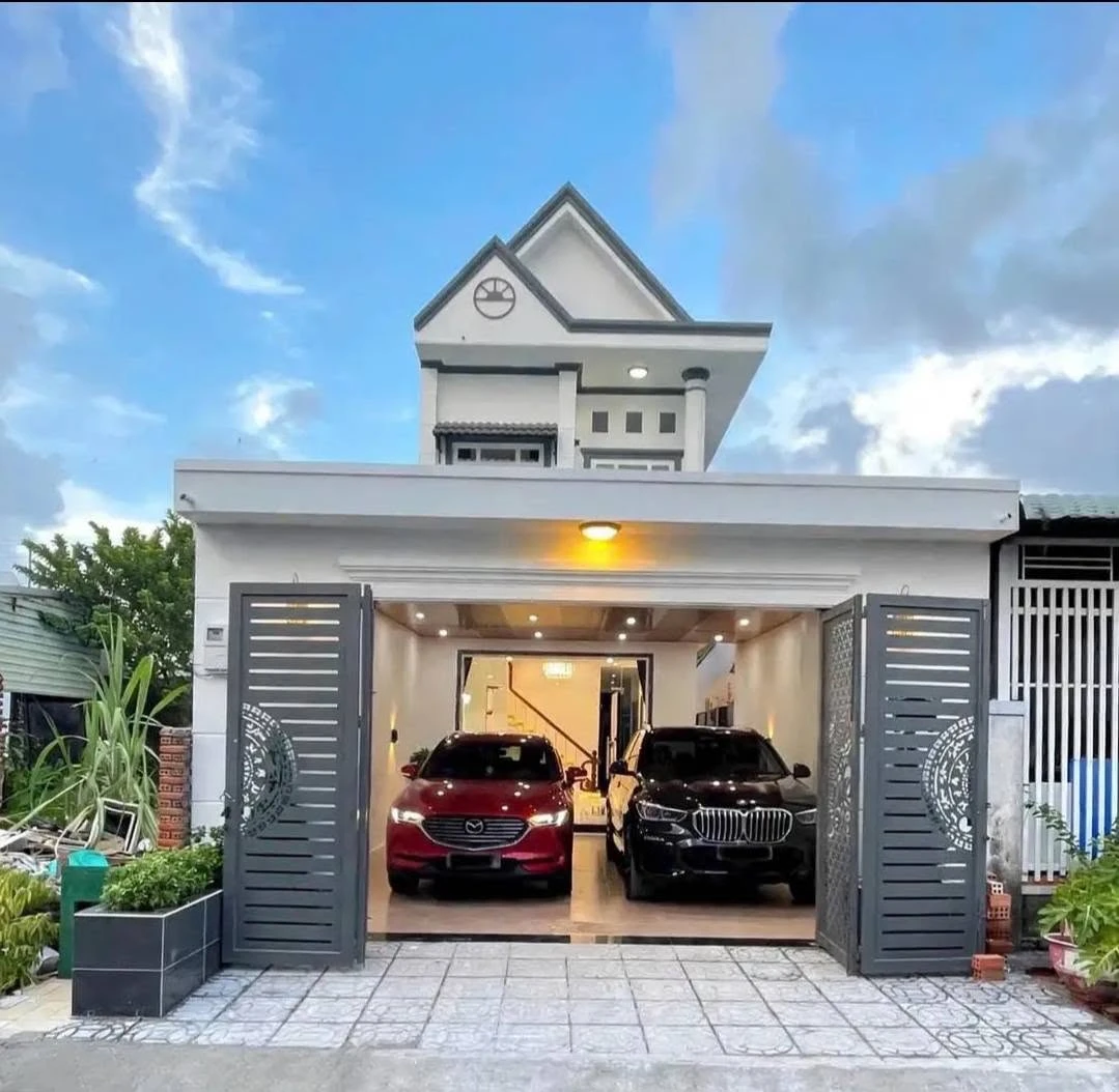 Nhà bán Rạch Giá 270m² 4 phòng ngủ, gần biển - Ảnh 1