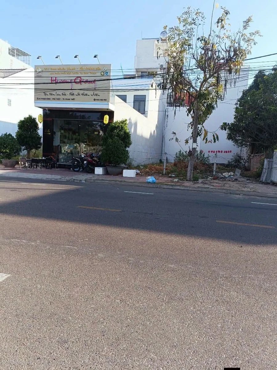 Bán 2 lô liền kề 200m² đường Phạm Hùng, Phan Thiết, giá 9.2 tỷ - Ảnh 1