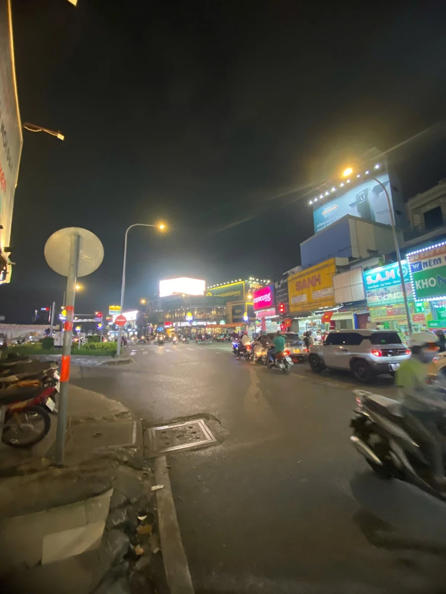 Bán nhà mặt tiền kinh doanh 44m² 6 tầng Thành Thái Q10 - Ảnh 1