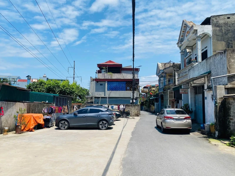 Bán đất Thọ Sơn Việt Trì 143m2 mặt tiền 9m giá 5 tỷ