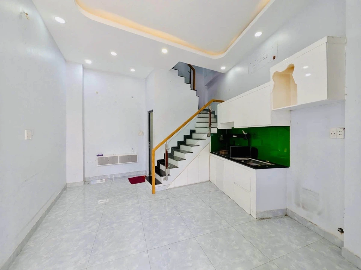 Bán nhà phố góc mặt tiền Bùi Đình Túy 37m², 4 tầng, 5 tỷ - Ảnh thu nhỏ 2