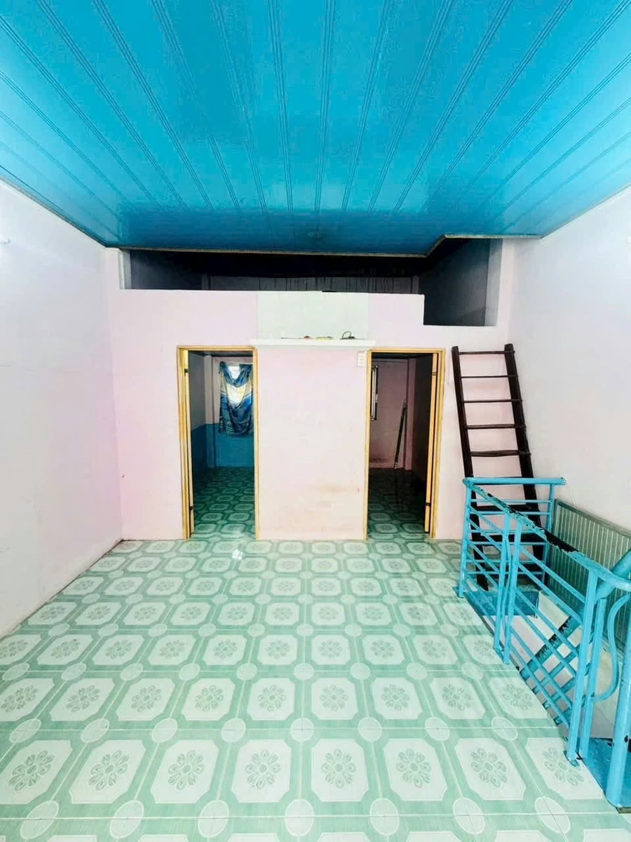Bán nhà Bến Văn Đồn Quận 4, 32m², 2,7 tỷ - Ảnh thu nhỏ 3