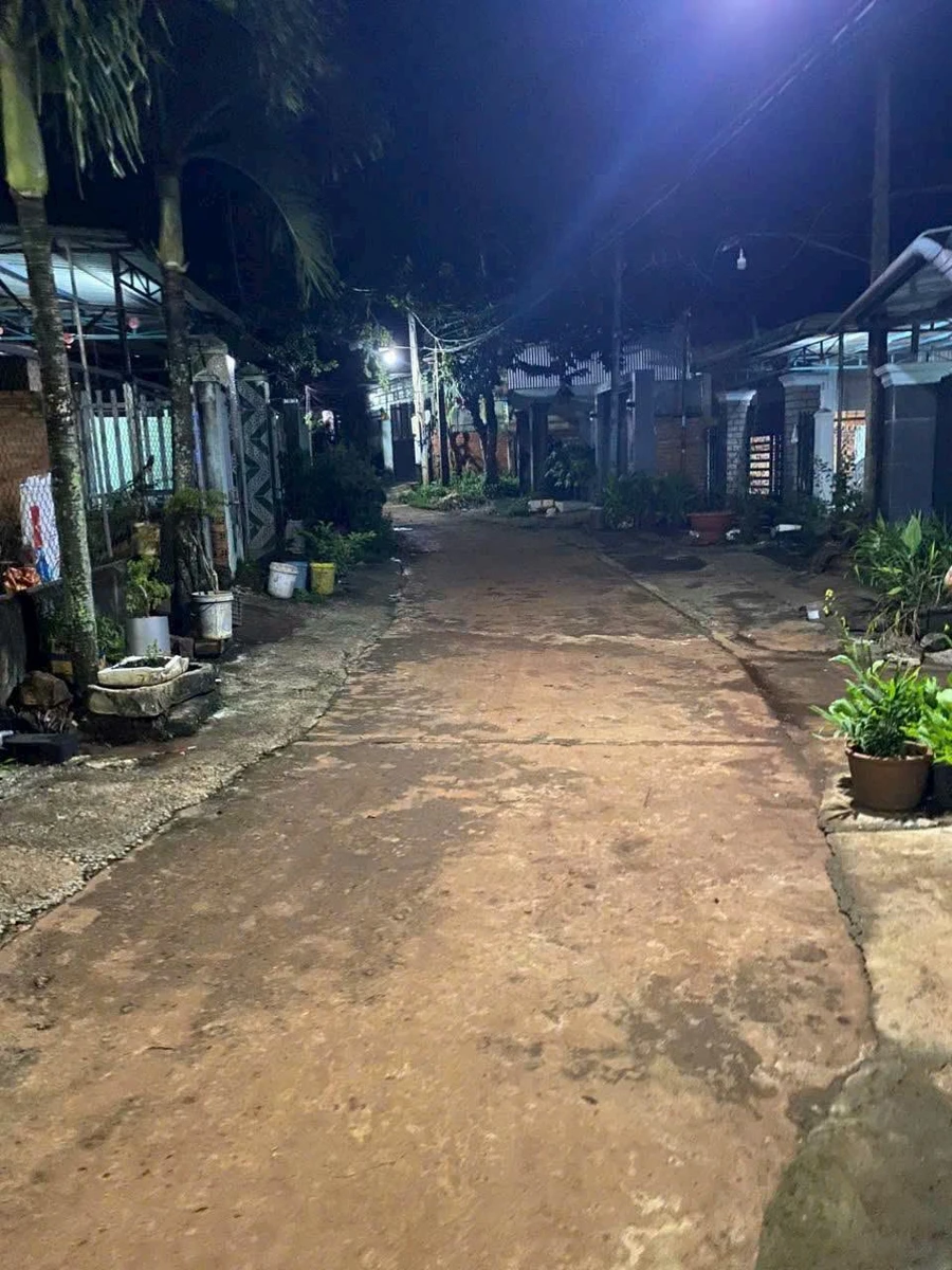 Bán nhà cấp 4 Thuận Phú 160m2, 2PN, 600 triệu - Ảnh thu nhỏ 2