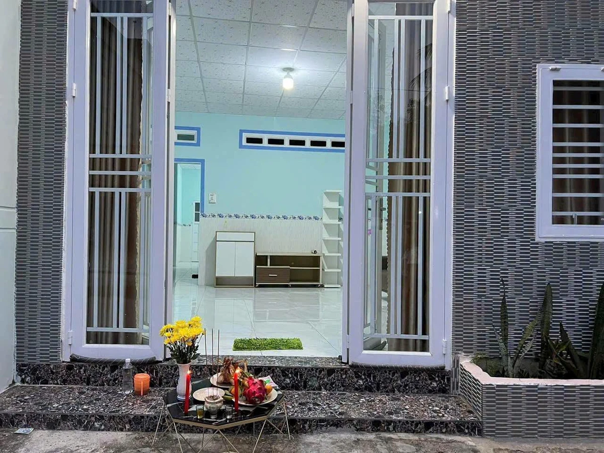 Bán nhà hẻm 75 m² 2 phòng ngủ Phạm Hùng Long Hoa, Tây Ninh - Ảnh thu nhỏ 2
