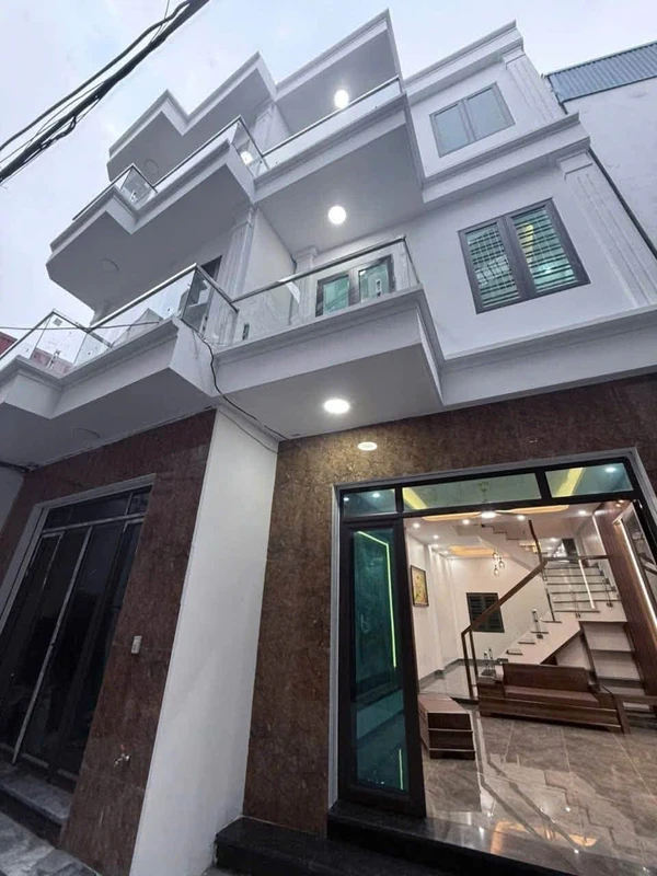 Nhà phố bán 2 tỷ 550 Quang Trung Hải Dương 48m2