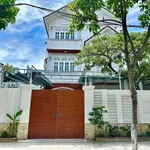 Cho thuê villa 3 tầng hồ bơi mặt tiền Đà Nẵng 200m2 - Ảnh thu nhỏ 1