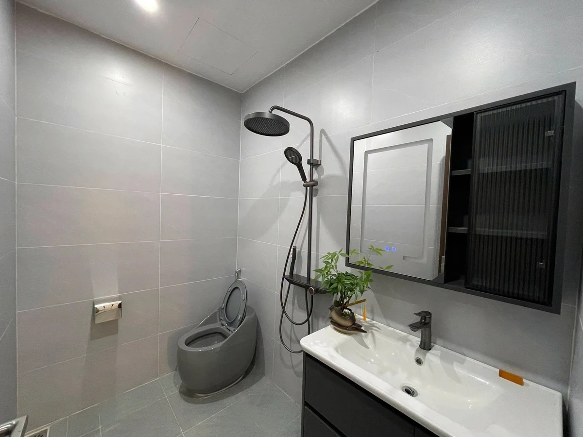 Bán nhà 2 tầng mặt đường 81m² Hạc Thành, Quận 1 - Ảnh thu nhỏ 3