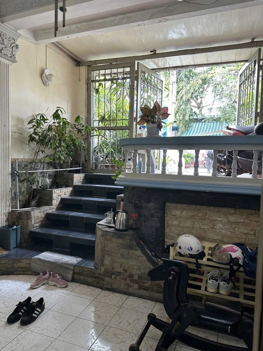 Bán nhà hẻm xe tải 5x22m (110m2), 4PN, 3WC, Trường Thọ, Thủ Đức giá 9,5 tỷ - Ảnh thu nhỏ 2