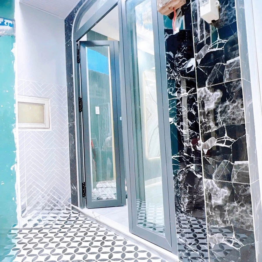 Bán nhà mới Quận 4, 2PN 46m², giá 3 tỷ 99 - Ảnh thu nhỏ 2