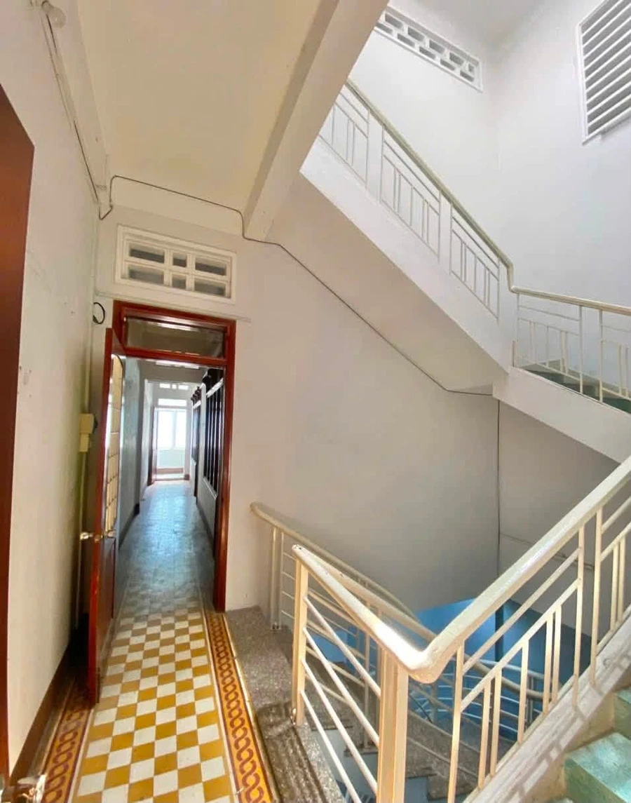 Cho thuê nhà mặt tiền Nguyễn Thái Học, 150m2, 5PN, 15tr/tháng - Ảnh thu nhỏ 4