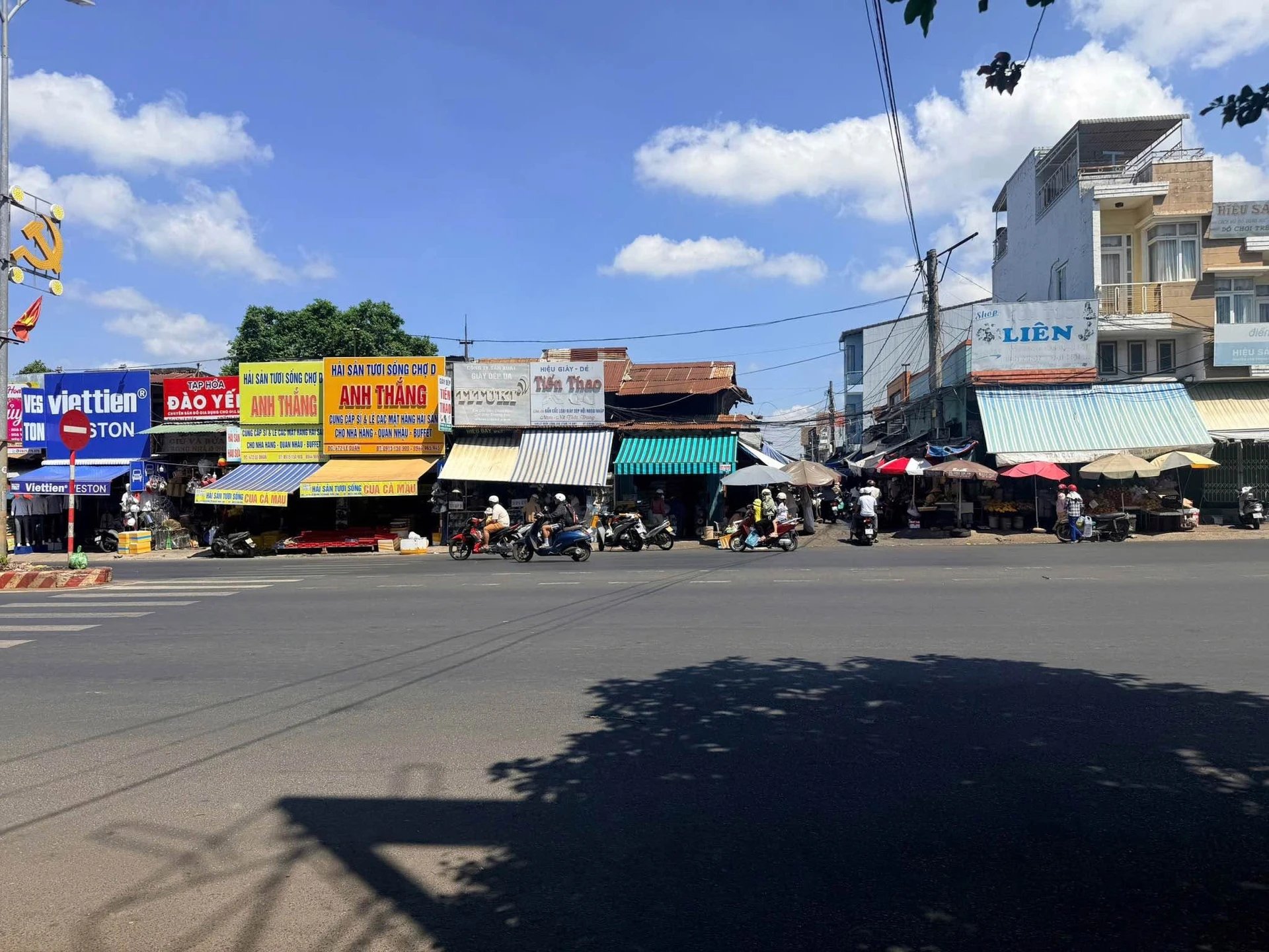 Bán lô đất thổ cư 4,67x17m gần Đại học Tây Nguyên, Buôn Ma Thuột giá 1,79 tỷ - Ảnh 1