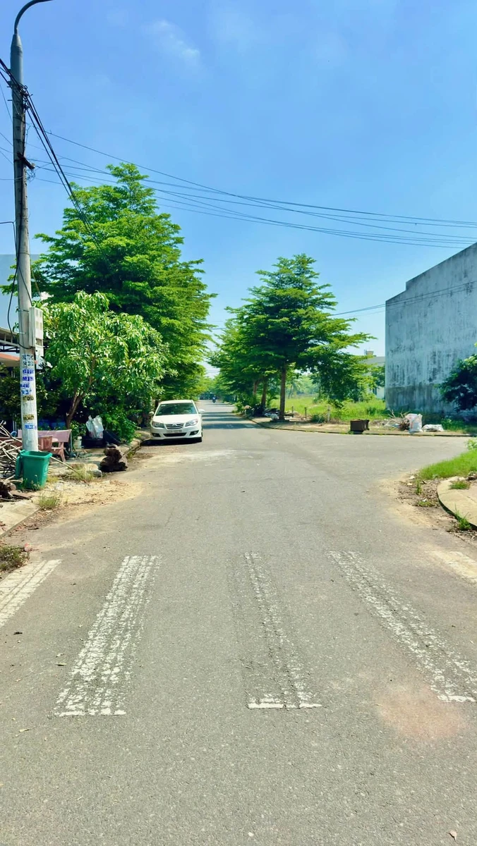 Bán đất 120m2 (5x24) giá 2,5 tỷ gần chợ Điện Ngọc, cách Đại học FPT hơn 1km - Ảnh thu nhỏ 2