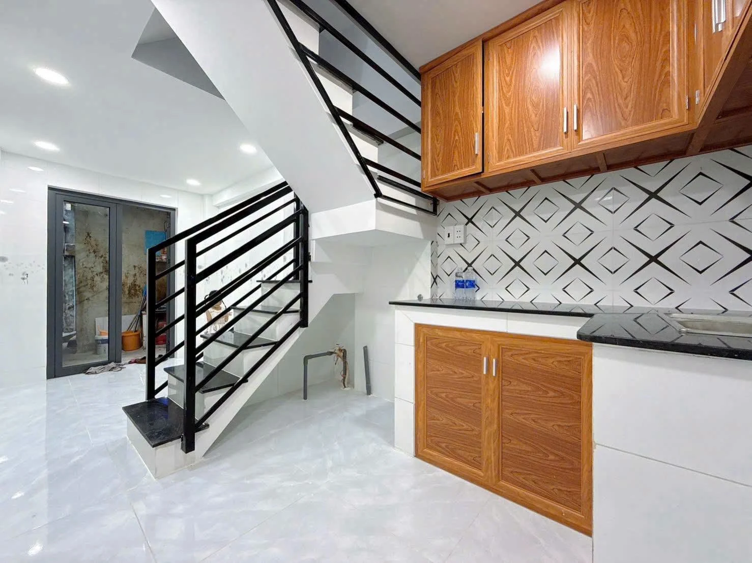 Bán nhà Quận 5 4PN 3WC 17.5m² giá 3.1 tỷ - Ảnh 1