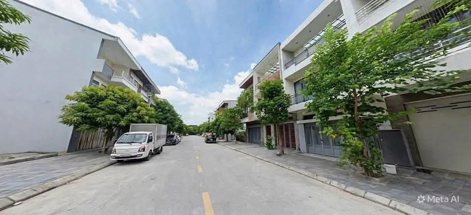 Bán biệt thự 3 tầng 242m² Nam Lê Lợi, 16 tỷ - Ảnh 1