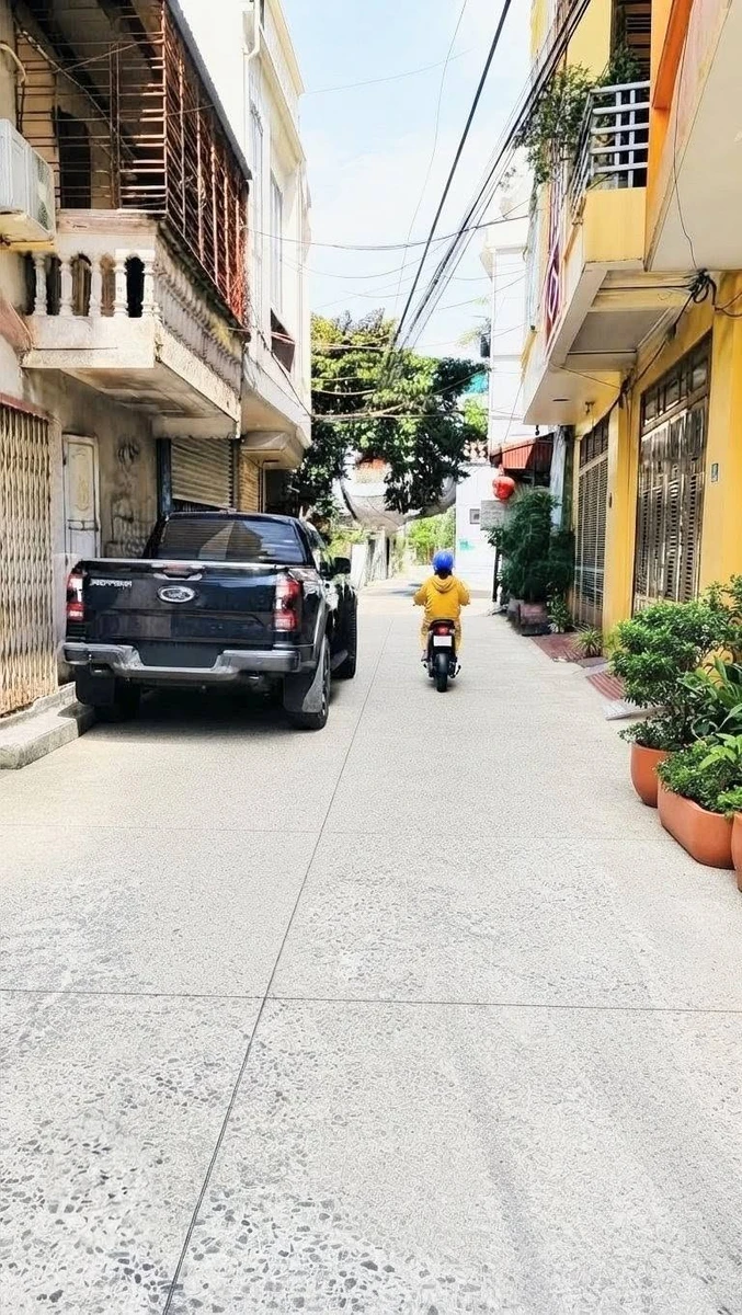 Bán nhà phố 70m² 3 tầng Hoàng Minh Thảo Quận 5 - Ảnh 1