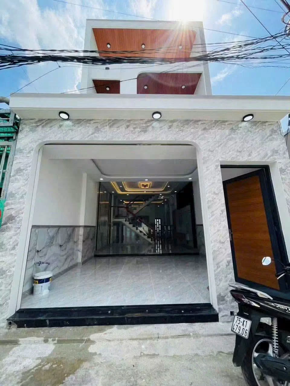 Bán nhà hẻm xe hơi 3PN, 100m2 Phường Long Hưng, Đồng Nai - Ảnh 1