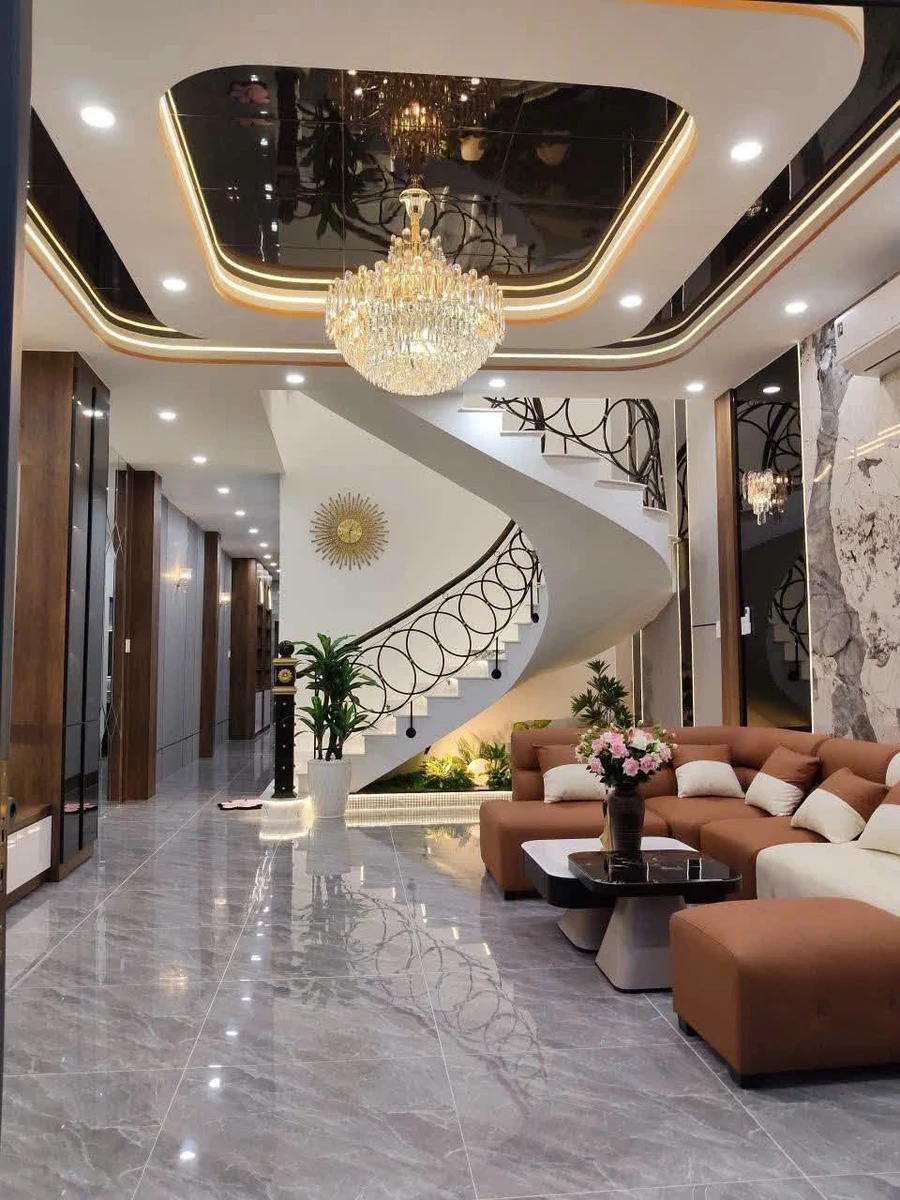 Bán nhà mặt tiền kinh doanh 100m2 Phạm Hùng, Rạch Giá 4.99 tỷ - Ảnh thu nhỏ 2
