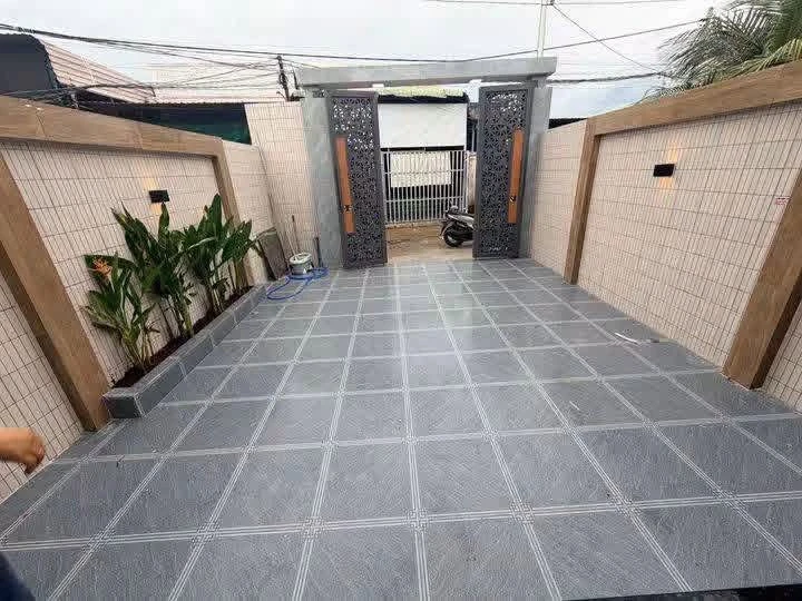 Bán nhà mới 2 phòng ngủ 145m² Xã Long Hải - Ảnh 1