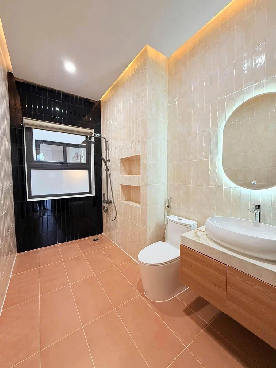 Bán nhà mặt tiền Xuân Diệu 4,7x18m full nội thất 4 phòng ngủ, gần Đô thị Trung Nguyên, giá 8,39 tỷ - Ảnh thu nhỏ 5