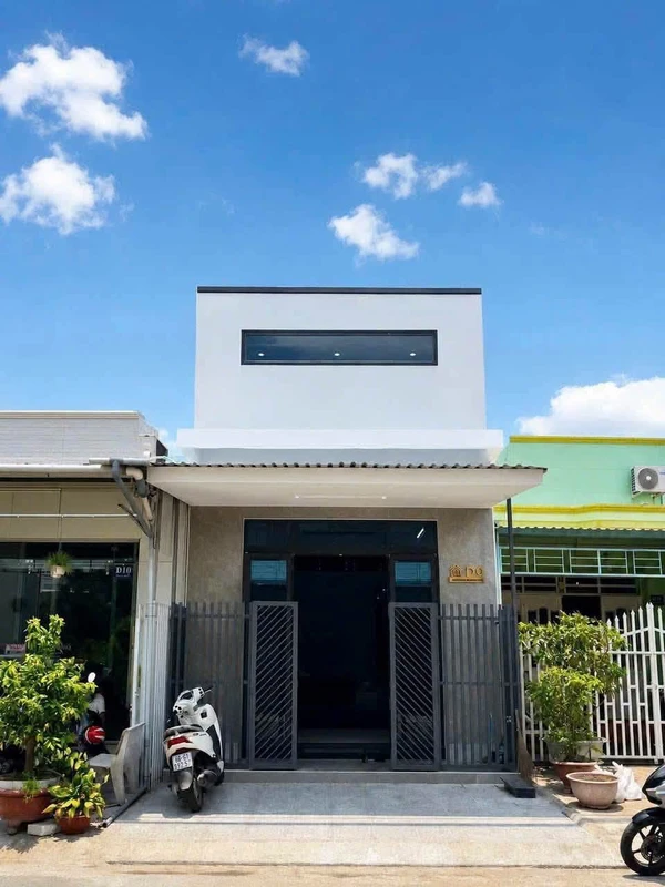 Bán nhà mặt tiền 108m² Ngọc Hân Công Chúa, Rạch Giá