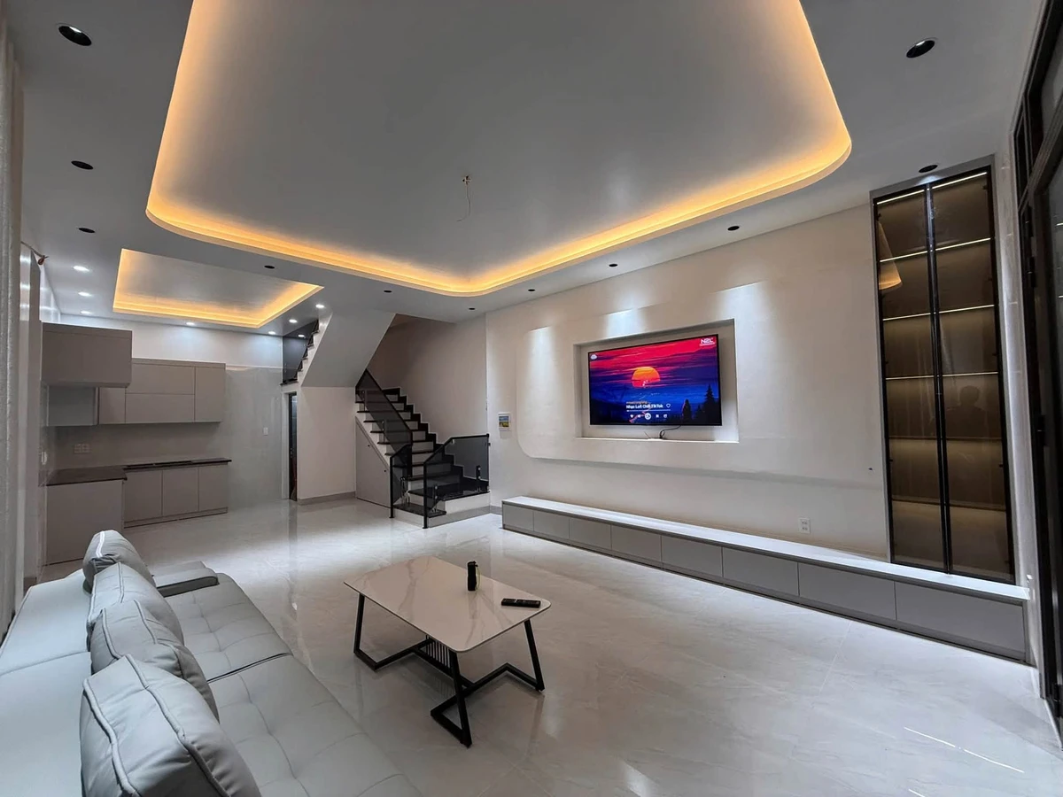 Bán nhà 3 tầng 48,8m² Hoa Động, full nội thất, ô tô để cửa - Ảnh 1