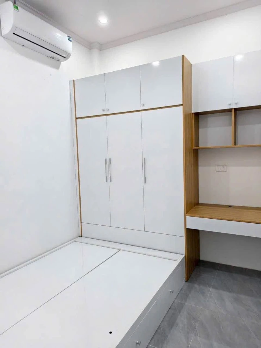 Bán nhà 2PN 40m² mặt tiền nội thất đầy đủ, sổ đỏ - Ảnh thu nhỏ 3
