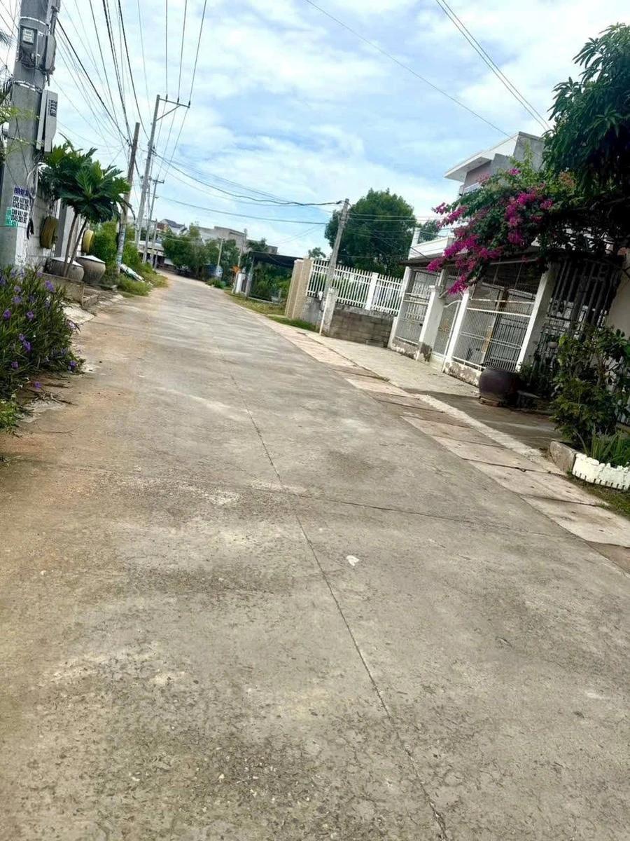 Bán đất thổ cư 132m2 Trục Chính Hàm Thắng 1,4 tỷ - Ảnh 1