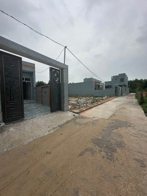 Bán nhà 2PN 150m² Long Hải 1 tỷ 350