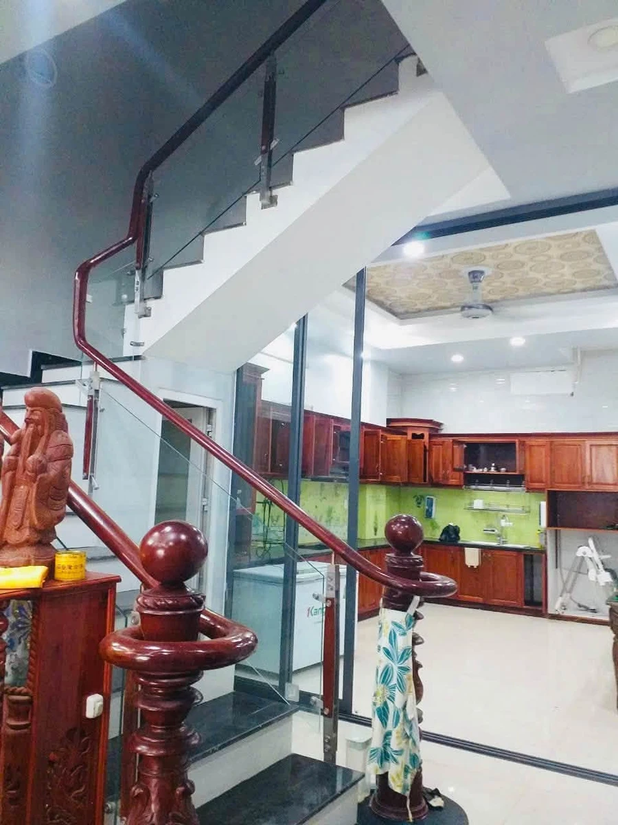 Cho thuê nhà 6PN 110m² gần chợ Cầu Đông Quận 12 - Ảnh thu nhỏ 3