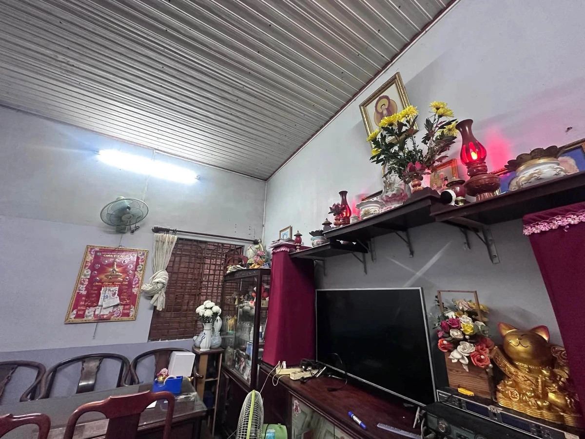Cần bán gấp nhà Phú Thọ, Bình Dương 112m2, 2 tỷ 250 triệu - Ảnh thu nhỏ 4