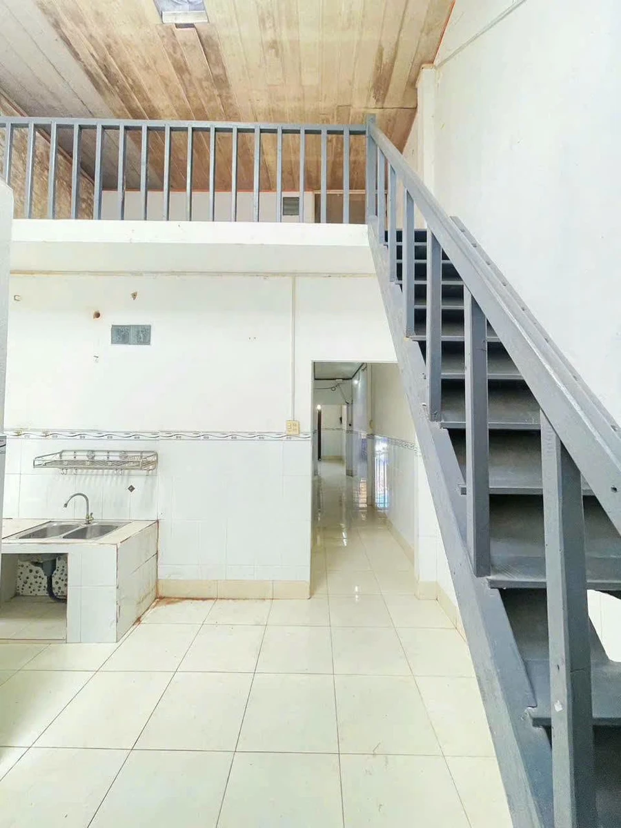 Bán nhà 1 trệt 1 gác 3 phòng ngủ 84.6m² Quận 1 - Ảnh thu nhỏ 5