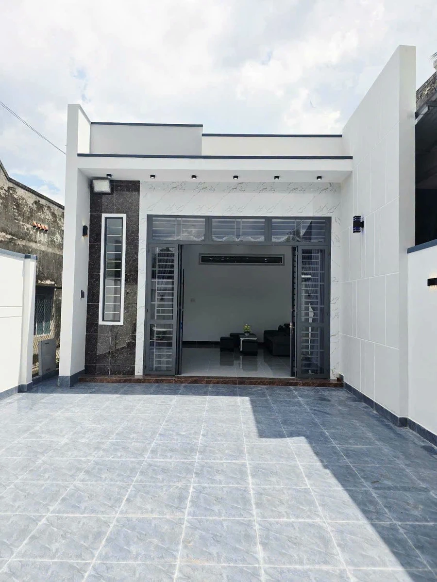 Bán nhà rộng 6x28.5m tại Long Hoa Tây Ninh, 1 tỷ 468 triệu - Ảnh thu nhỏ 2