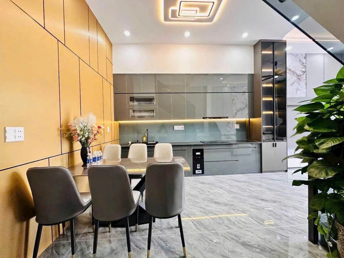 Bán nhà 1 trệt 1 lầu 3PN 2WC tại Phú Hòa, Thủ Dầu Một, Bình Dương giá 3,8 tỷ - Ảnh thu nhỏ 3