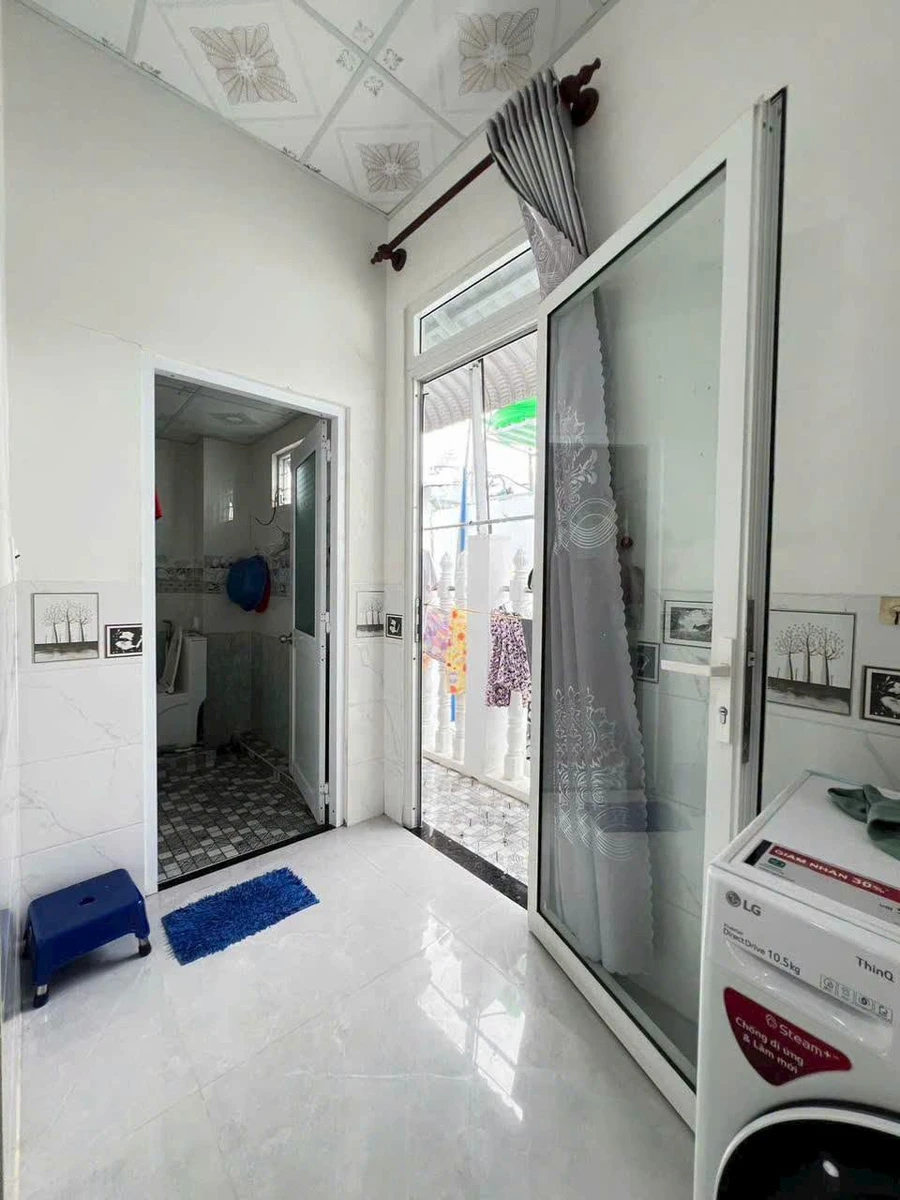Bán nhà trệt lầu 3PN Rạch Giá 91m² giá 2 tỷ 950 - Ảnh thu nhỏ 5