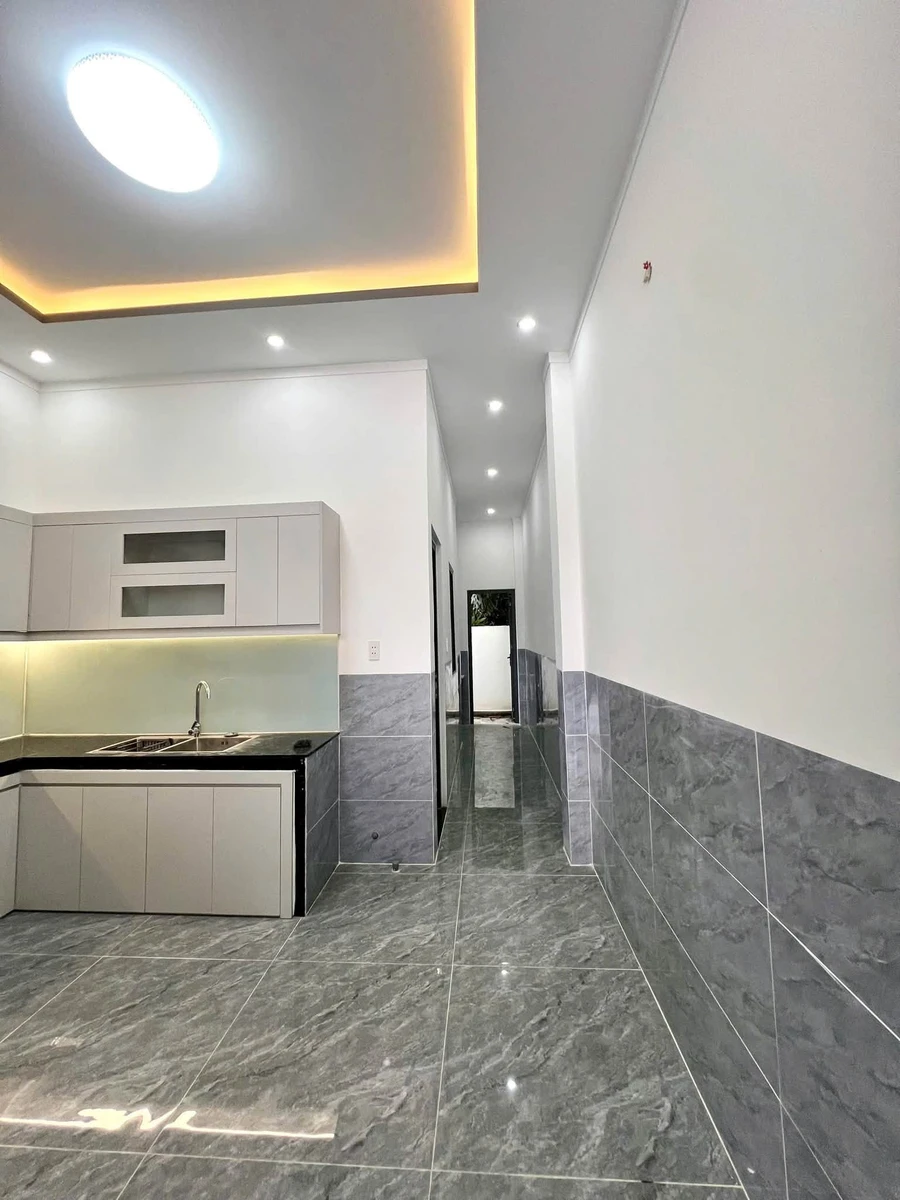 Bán nhà lầu 3PN 150m2 Phước Tân 700 triệu - Ảnh thu nhỏ 5