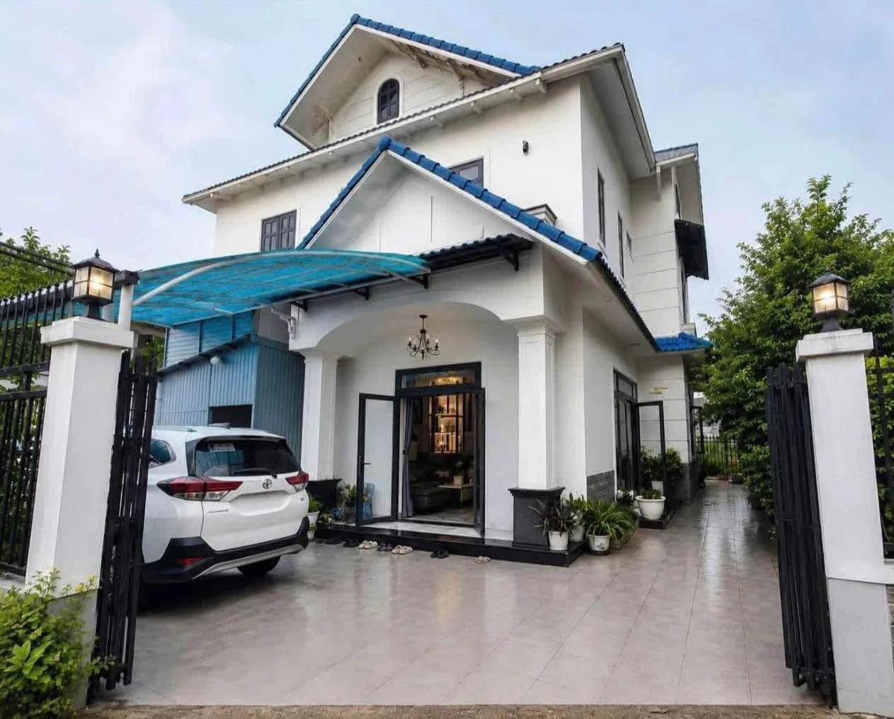 Bán villa 200m² 5PN Đà Lạt giá 8.2 tỷ - Ảnh 1