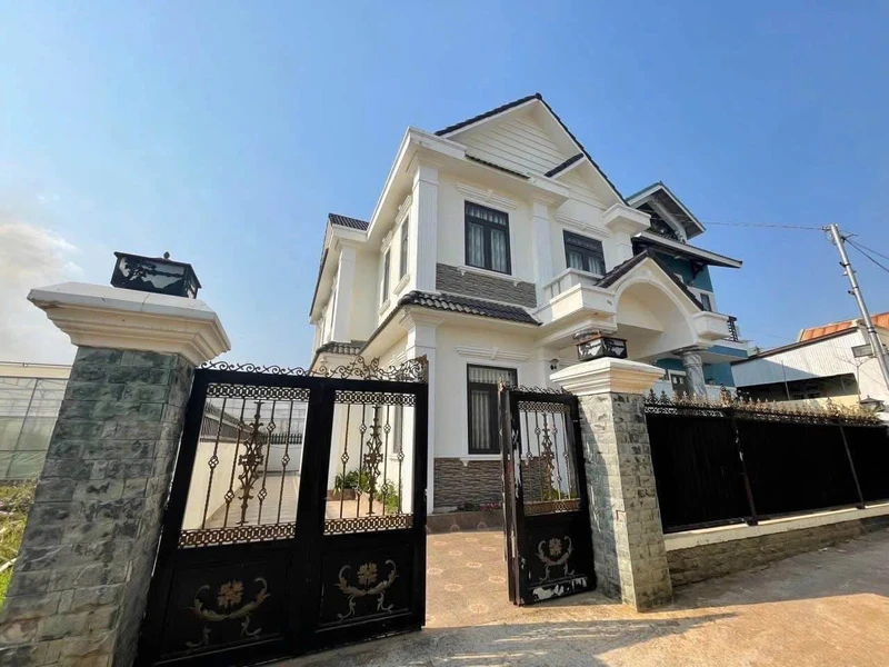 Bán biệt thự 222m2 Lý Nam Đế Đà Lạt 8,9 tỷ