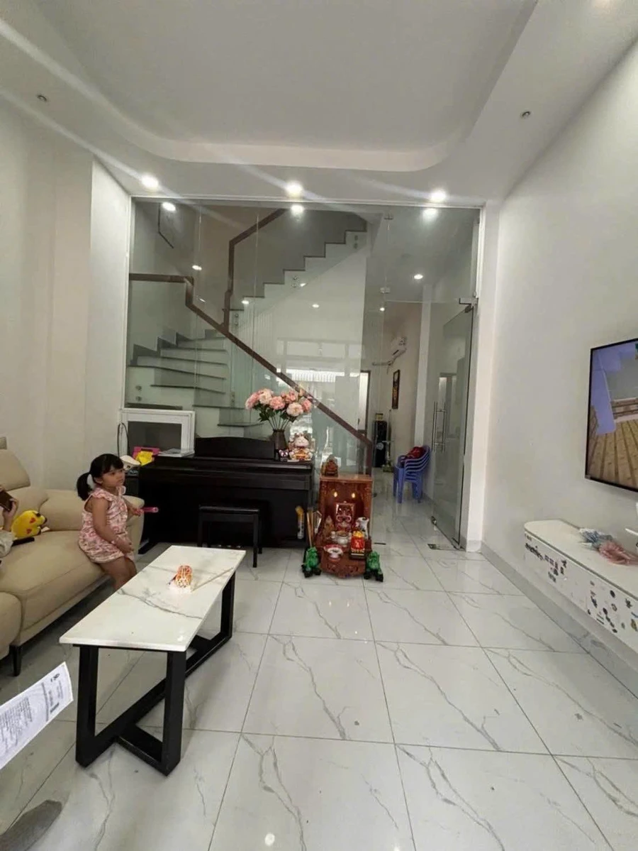Bán nhà phố 3 tầng 52m2 Tăng Nhơn Phú B 5,7 tỷ - Ảnh thu nhỏ 2