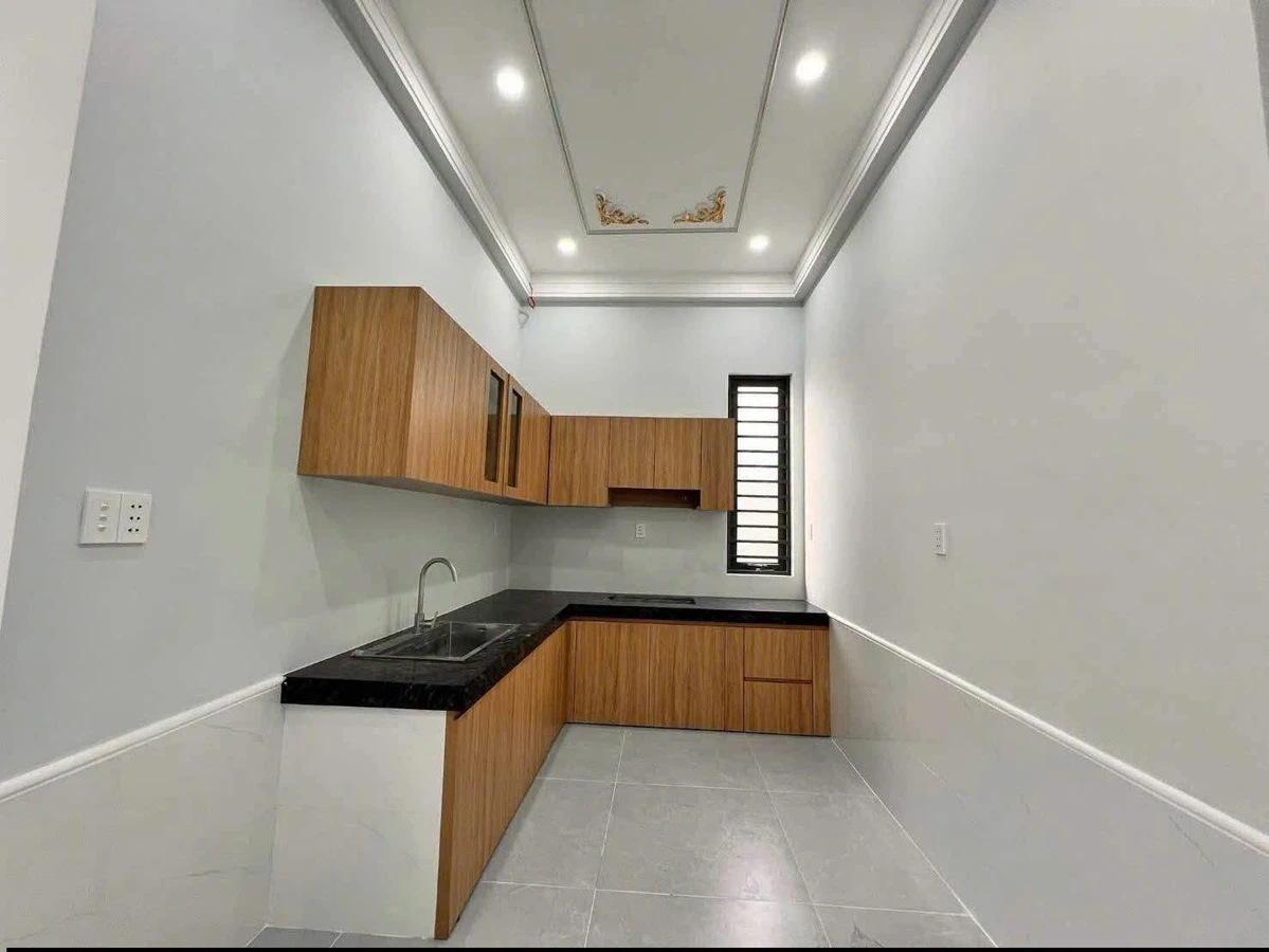 Nhà tân cổ điển 196m2, 3PN, 2WC, giá 2,339 tỷ tại Tây Ninh - Ảnh thu nhỏ 4