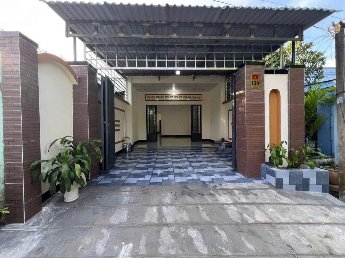 Bán nhà 2PN tại Phường Long Hoa, Nhà Bè, 120m2, 780 triệu - Ảnh 1