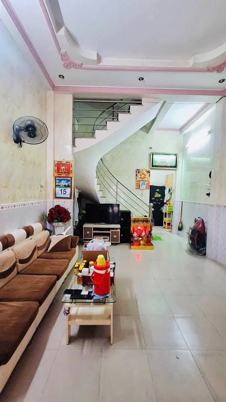 Bán nhà hẻm Trường Chinh 4x13m, trệt 2 lầu, Phường 14 Tân Bình, giá 7,3 tỷ - Ảnh 1