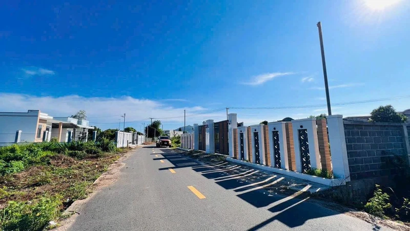 Bán lô góc 2 mặt tiền 292.5m² Phước Hải 1.95 tỷ