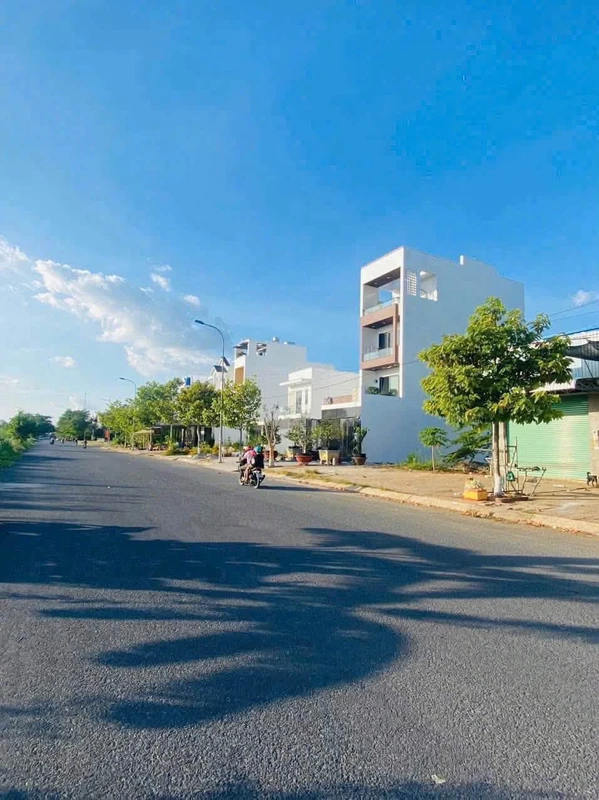 Bán nhà 1 trệt 3 lầu 270m² Cần Thơ, 7,2 tỷ
