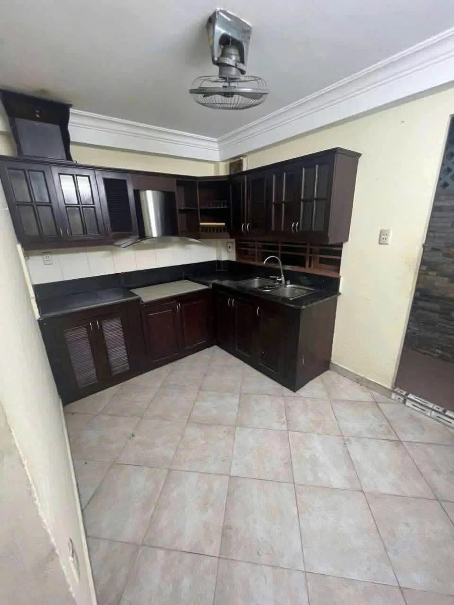 Bán nhà phố 5PN 4WC hẻm xe hơi, 45m², Quận 10, 7,449 tỷ - Ảnh thu nhỏ 4