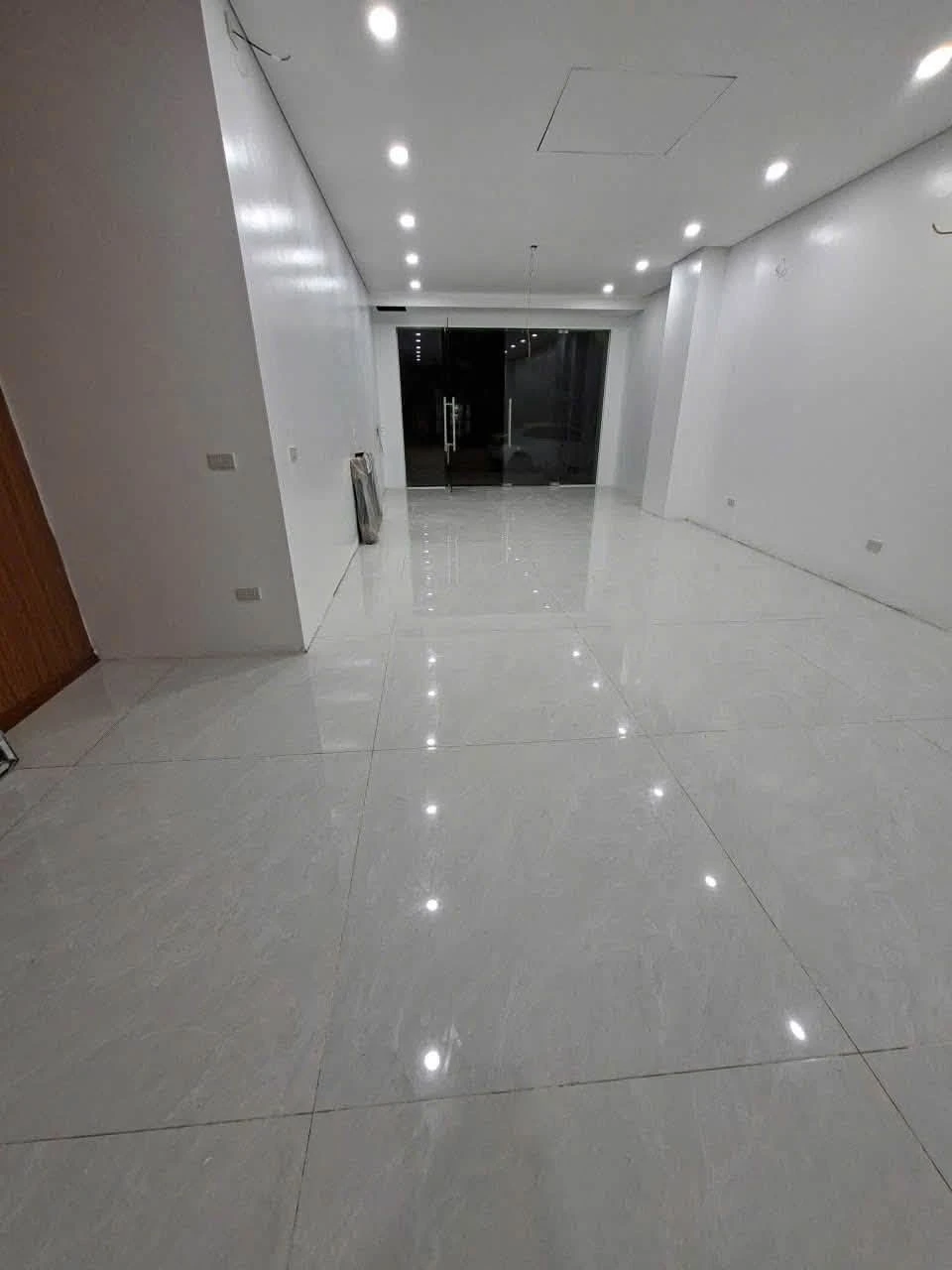 Cho thuê mặt bằng 80m² Nguyễn Cảnh Hoàn, TP Vinh - Ảnh 1